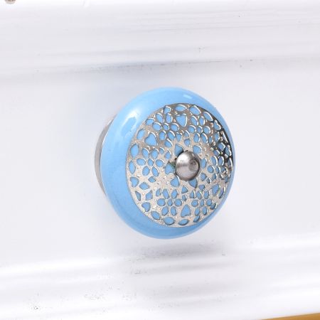 Turquoise Strewn Flat Knob